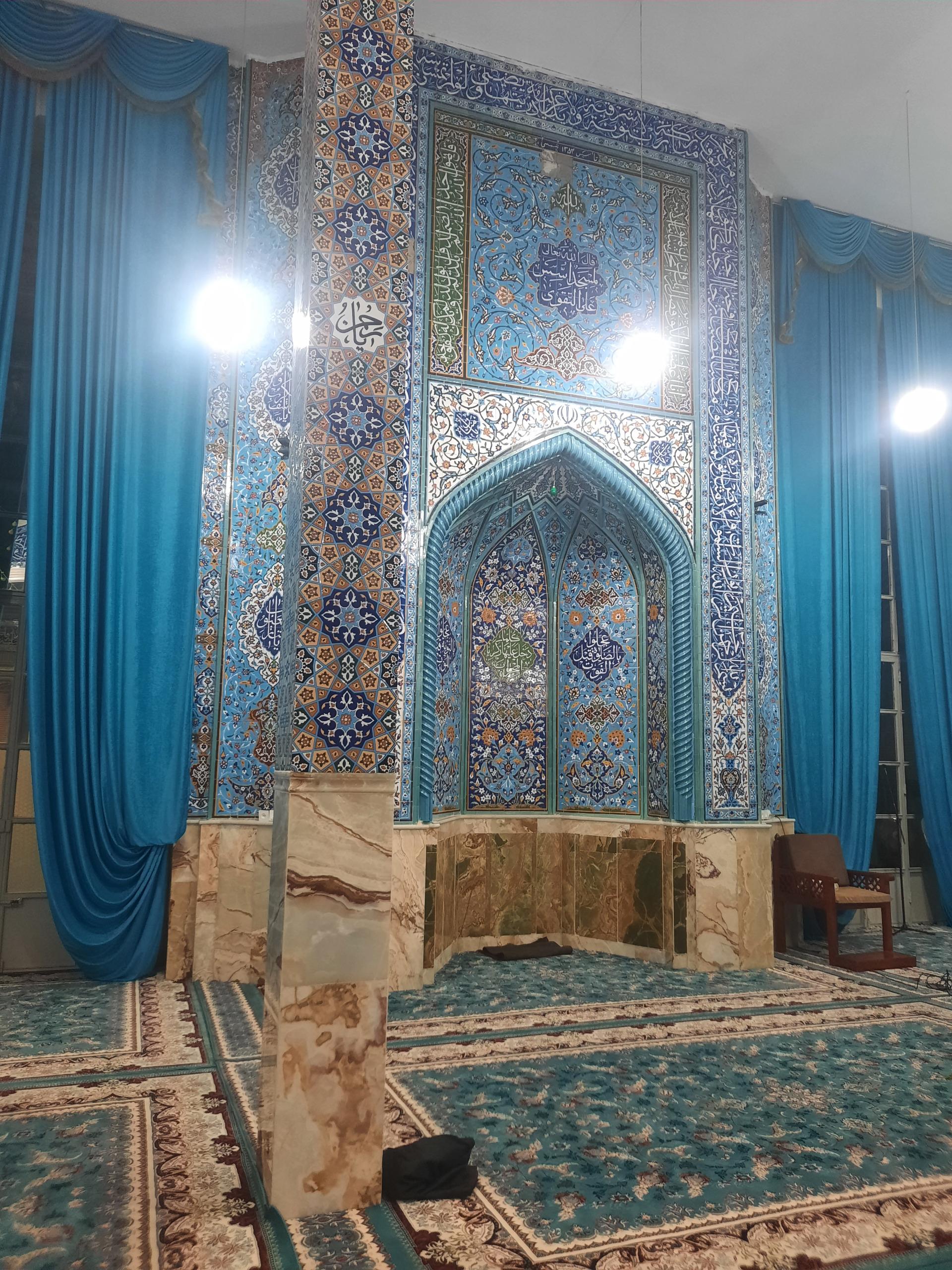 عکس مسجد جامع بومهن