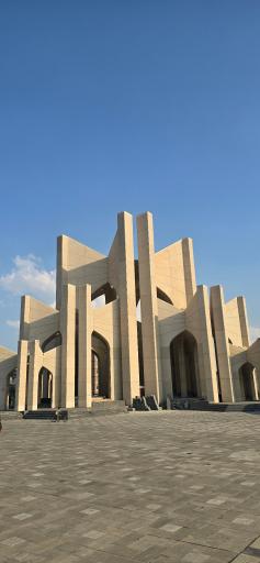عکس آرامگاه استاد شهریار