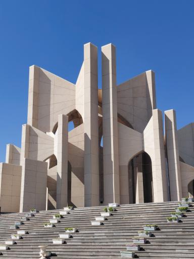 عکس آرامگاه استاد شهریار