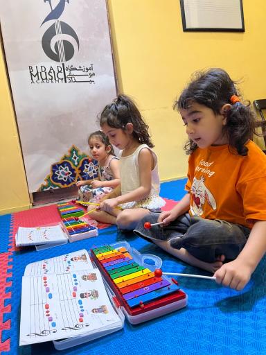 عکس آموزشگاه موسیقی بیداد