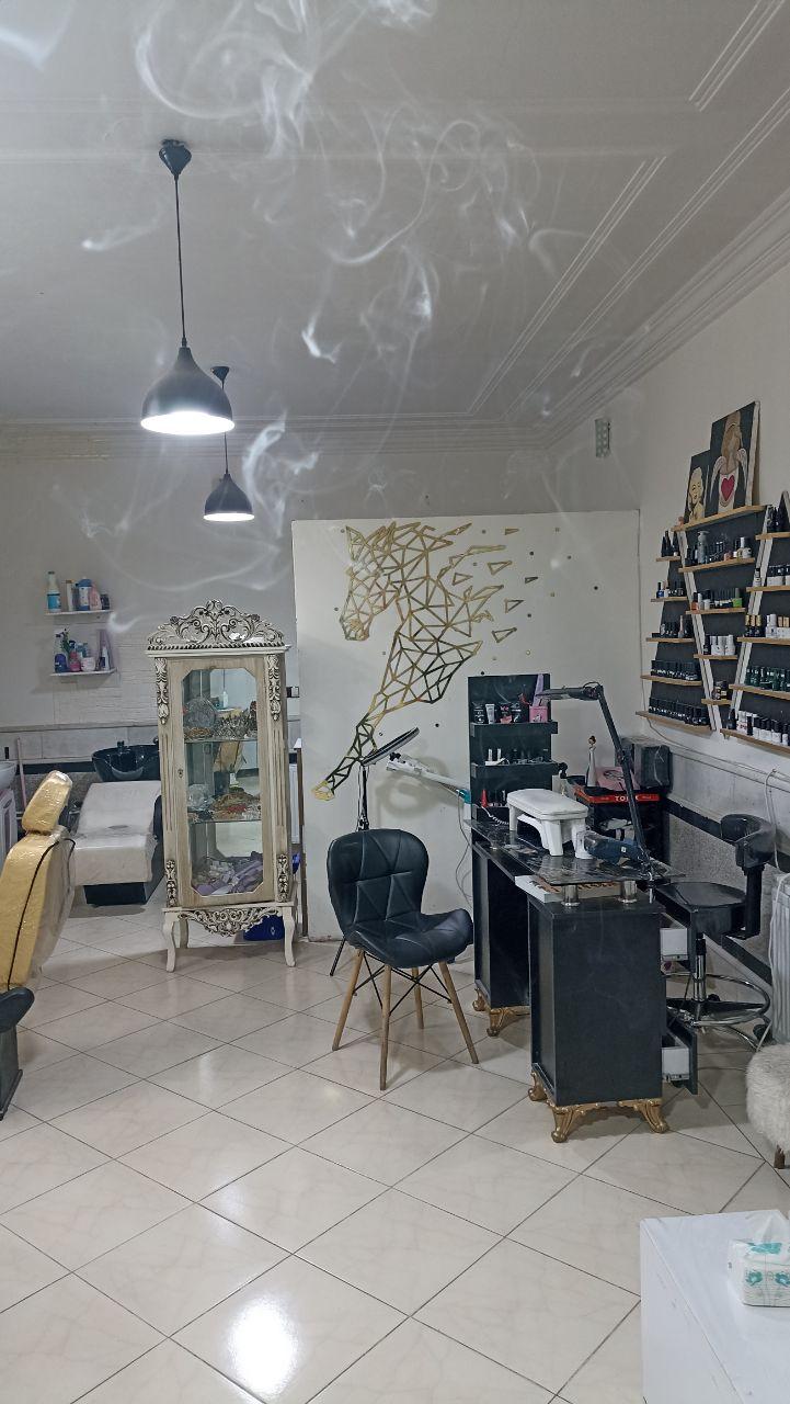 عکس سالن زیبایی عاطفه کیخا