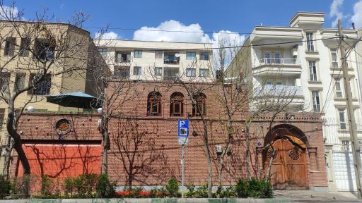 عکس کافی‌شاپ عمارت نیلی