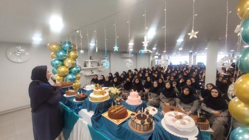 عکس دبیرستان دخترانه دوره دوم روشنگران