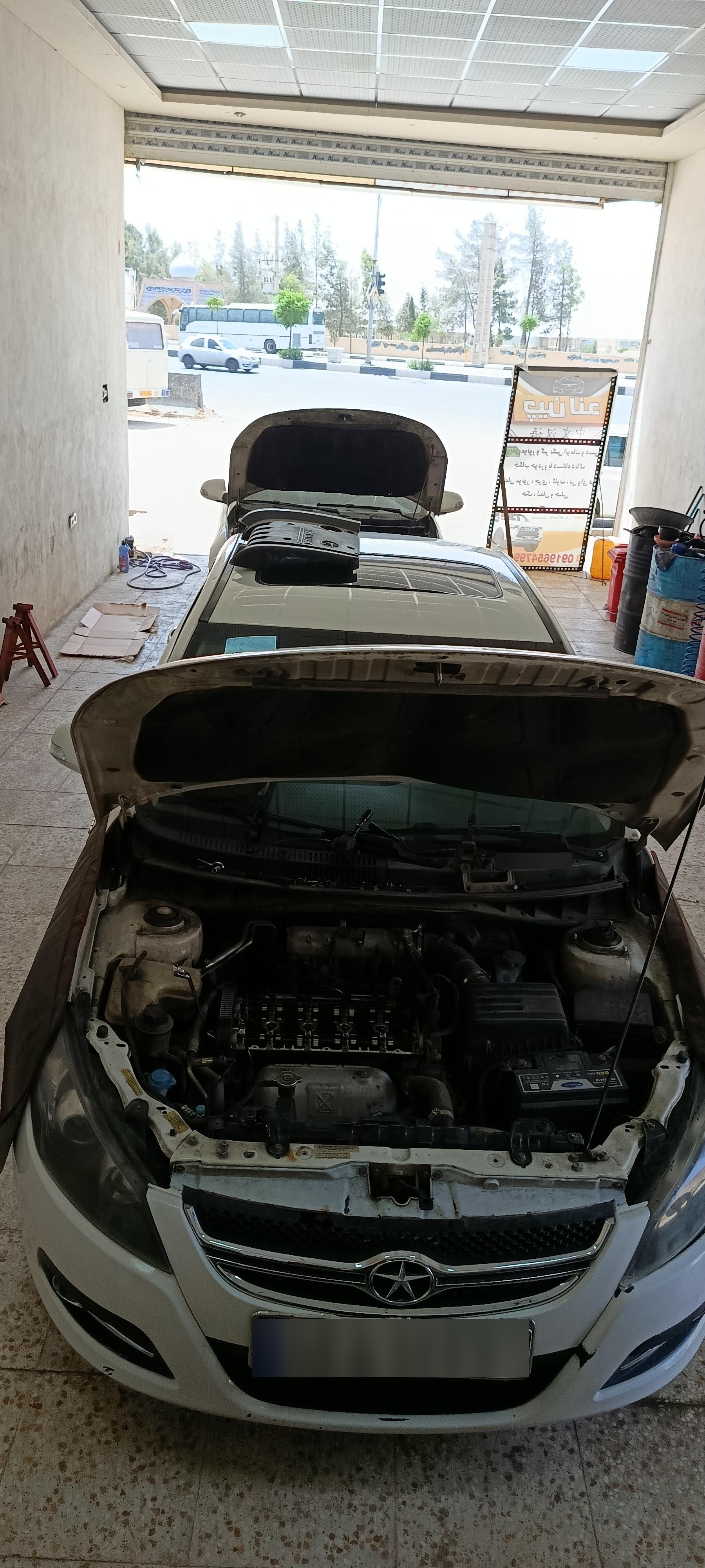 عکس تعمیرگاه چین لند 