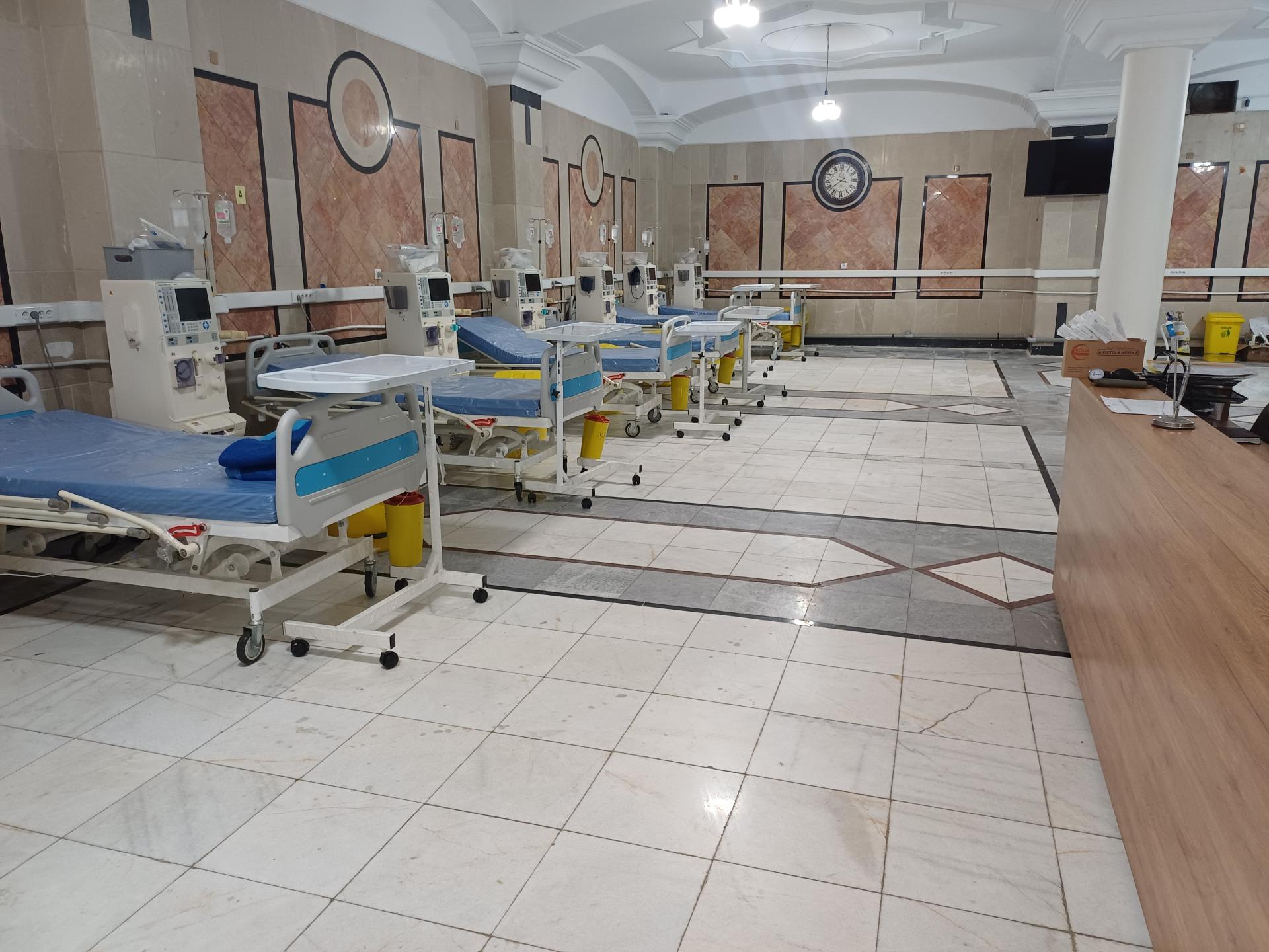 عکس درمانگاه و مرکز دیالیز عصر سلامت