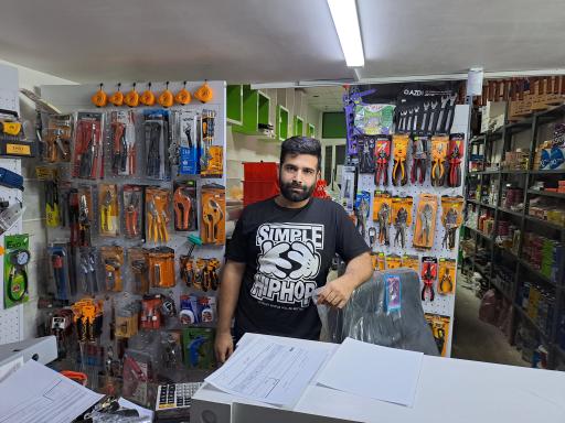 عکس رنگ و ابزار رحیمی