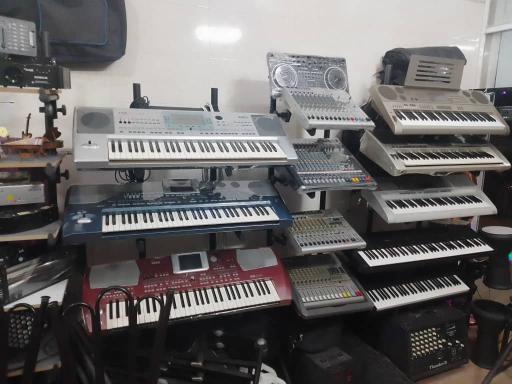 گالری موسیقی میلاد