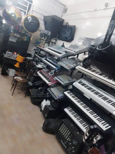 گالری موسیقی میلاد