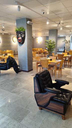 عکس رستوران دلیس