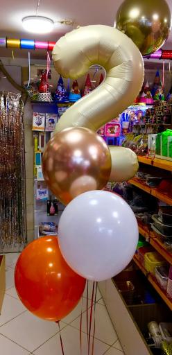 عکس تم تولد و لوازم قنادی ارغوان