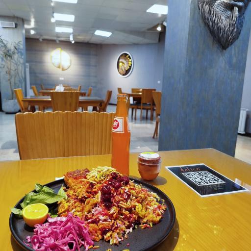 عکس رستوران دلیس