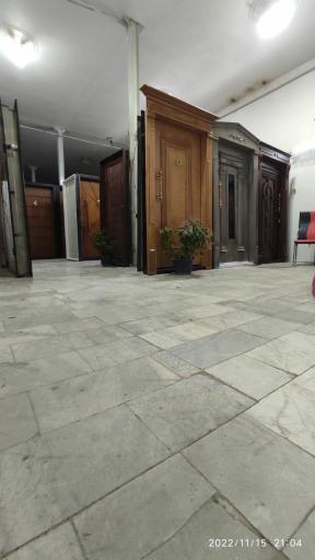 عکس فروشگاه درب سویل درب