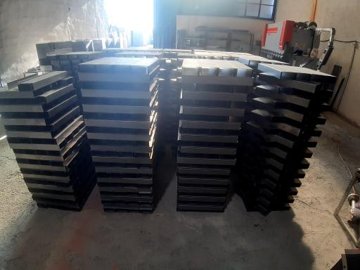 عکس برش لیزر و خم و رنگ کوره ای