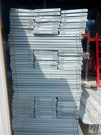 عکس انبار مرکزی شلف آنلاین