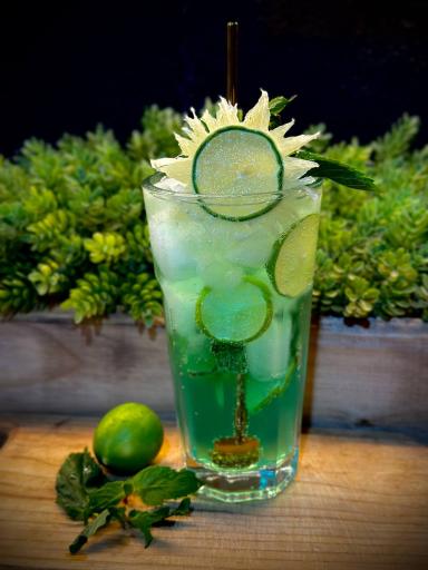 عکس کافه باغ ترنج