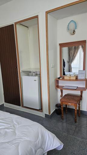 عکس هتل نمونه جهانگردی انزلی