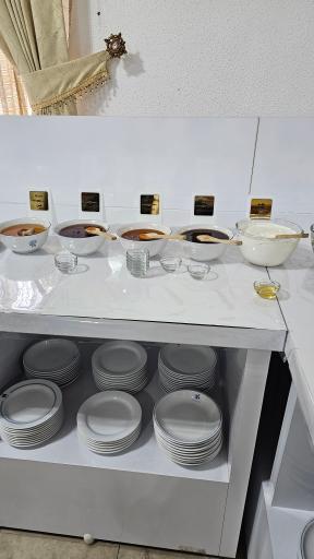 عکس هتل نمونه جهانگردی انزلی