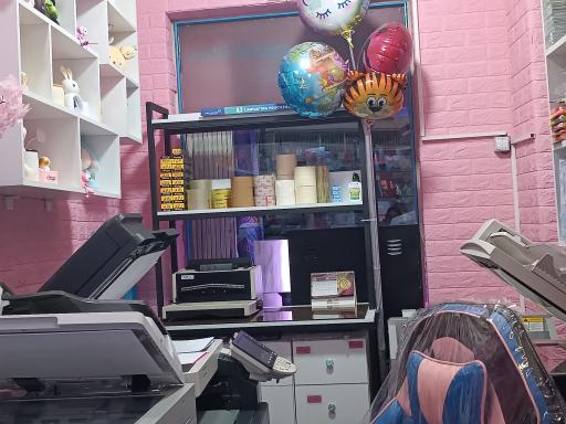 کپی و پرینت رنگی و لوازم التحریر فانتزی سفید