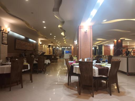 عکس رستوران طوبی
