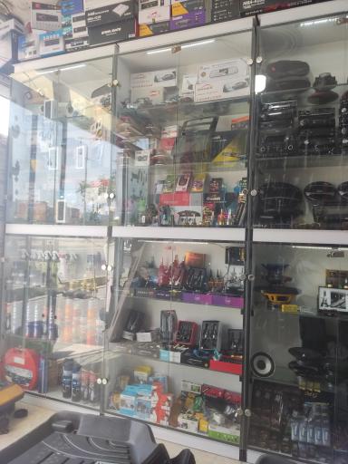 عکس فروشگاه تزئینات اتومبیل یاس اسپرت