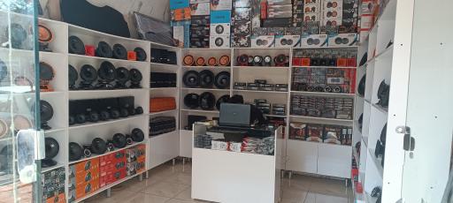 عکس فروشگاه سیستم صوتی و تصویری بهرادآدیو