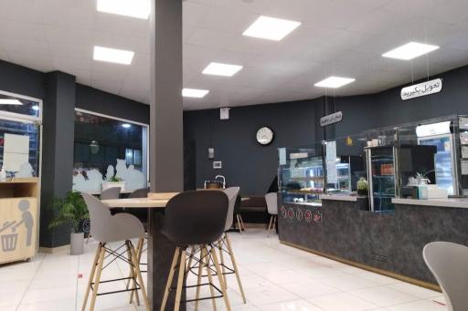 کافی شاپ فنجانه