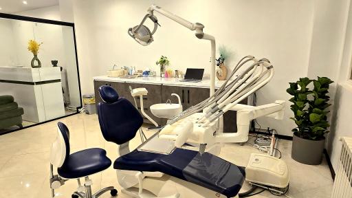 عکس دکتر فائزه زیدآبادی متخصص دندان پزشکی