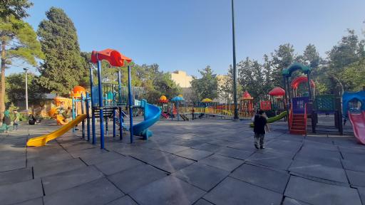 زمین بازی کودکان پارک فدک
