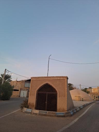 عکس آب انبار پهن کوچه