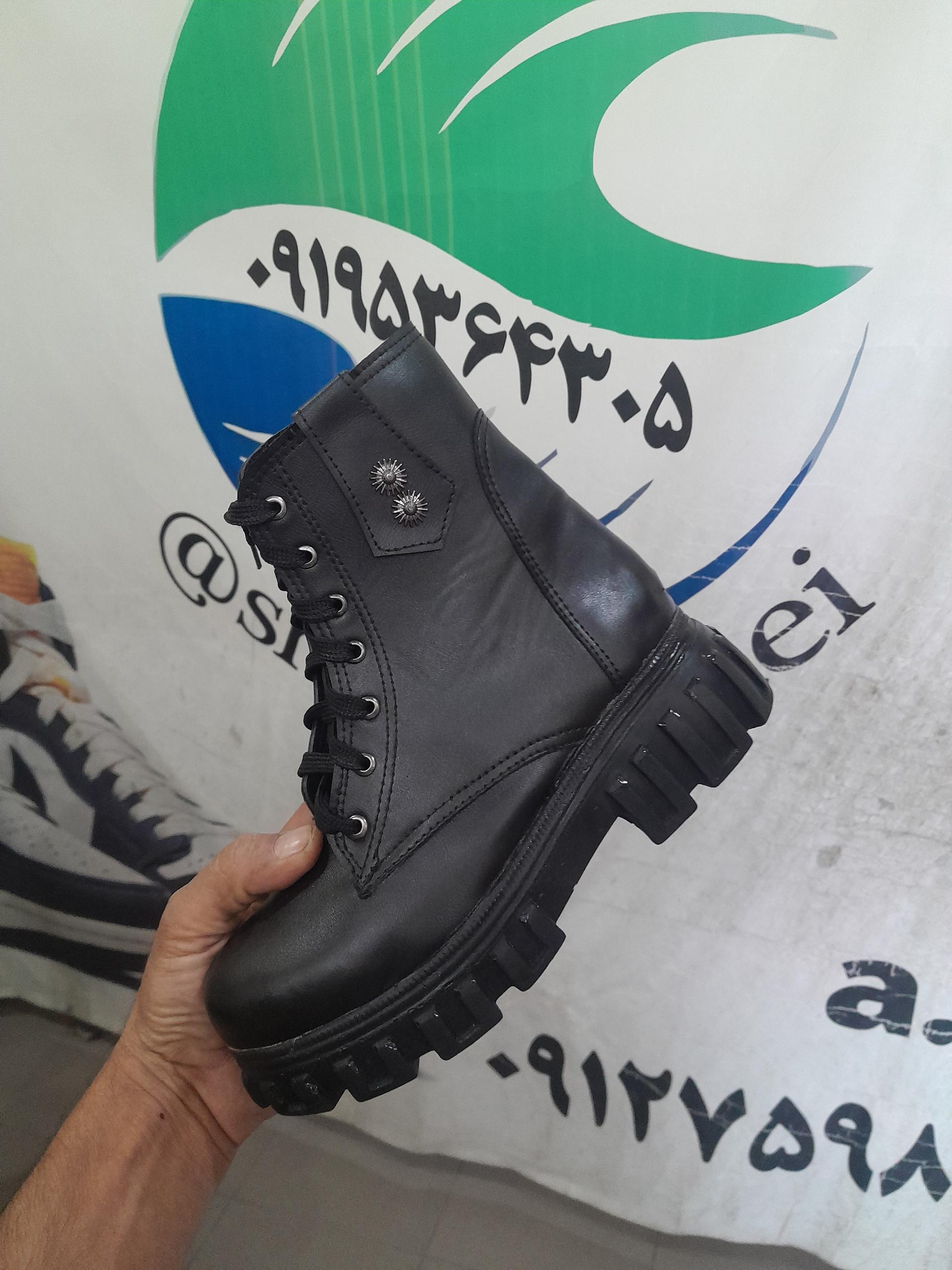 عکس تولید و پخش کفش بابایی