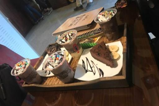 عکس کافه آیس پک ساری