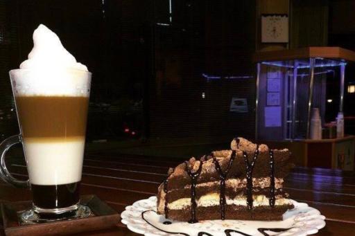 عکس کافه آیس پک ساری