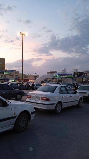 عکس پل هوایی عابر پیاده میدان آزادی