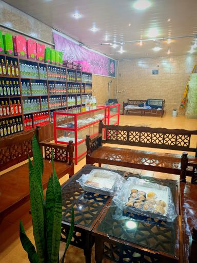 عکس گلاب و عرقیات دهکده 