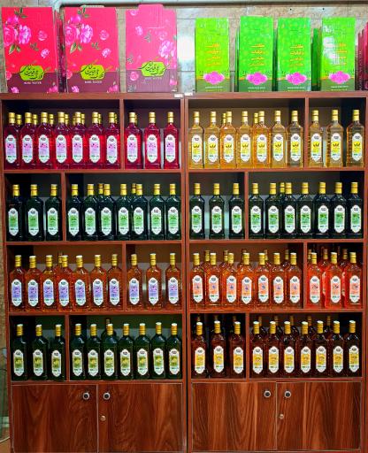 عکس گلاب و عرقیات دهکده 