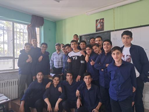 عکس دبیرستان جمال فرید زاده