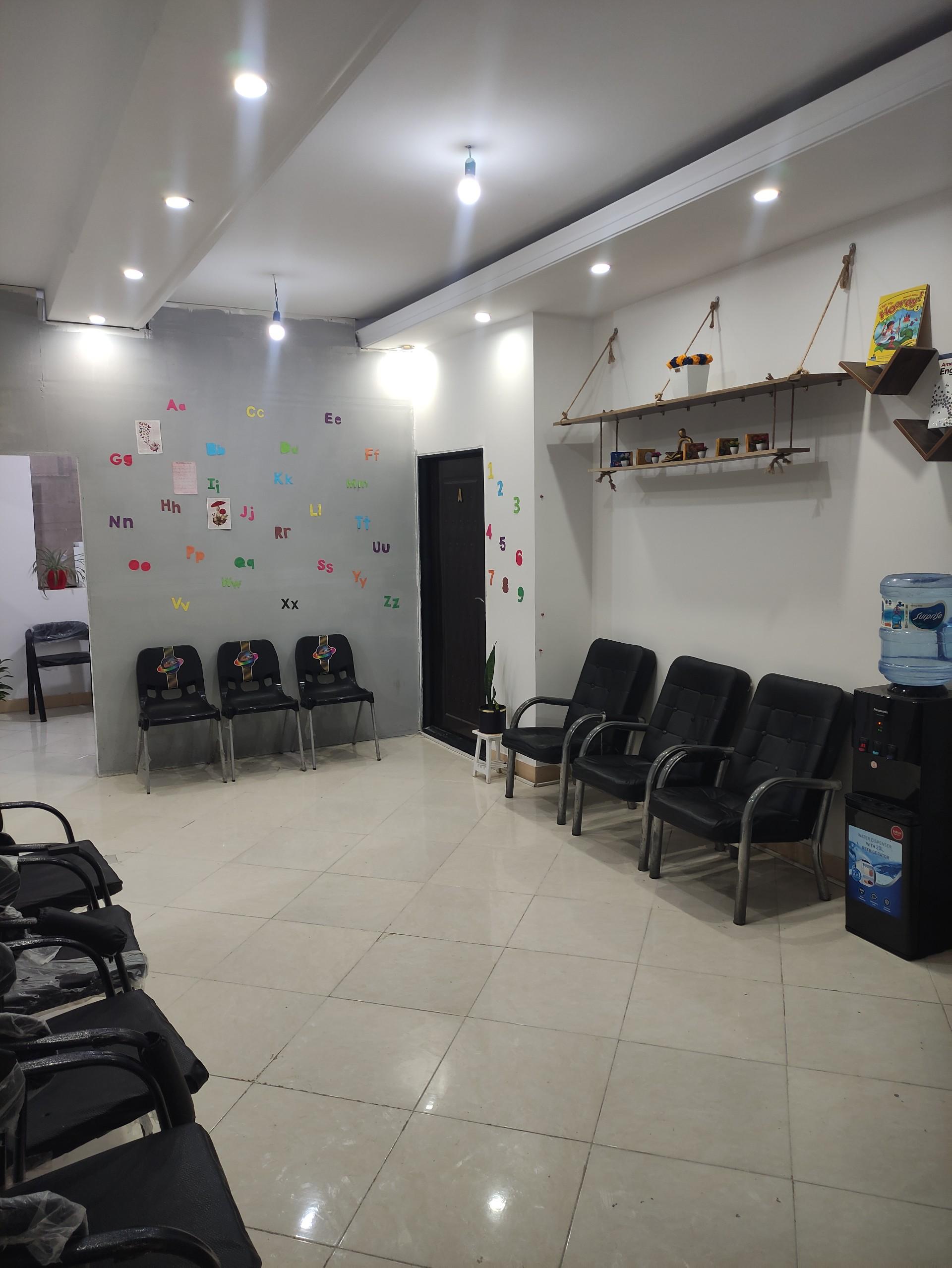عکس آموزشگاه قلمرو زبان