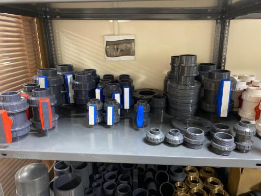 عکس شیران پلیمر