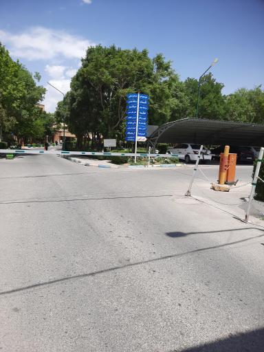 عکس بیمارستان 96 تختخوابی شازند