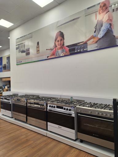 عکس فروشگاه اسنوا