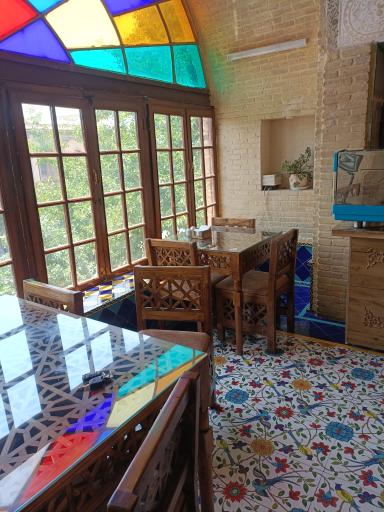 عکس رستوران آیینه