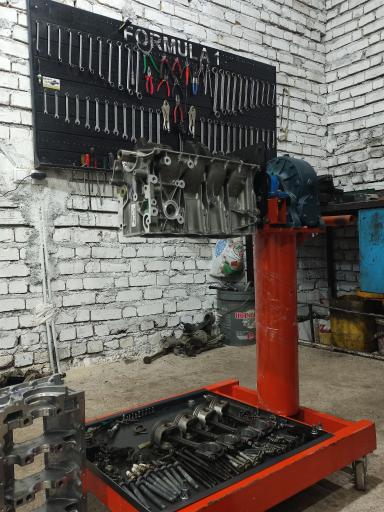 عکس خدمات خودرویی فرمول یک 