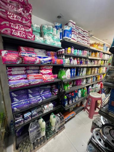 عکس فروشگاه مواد غذایی سامان