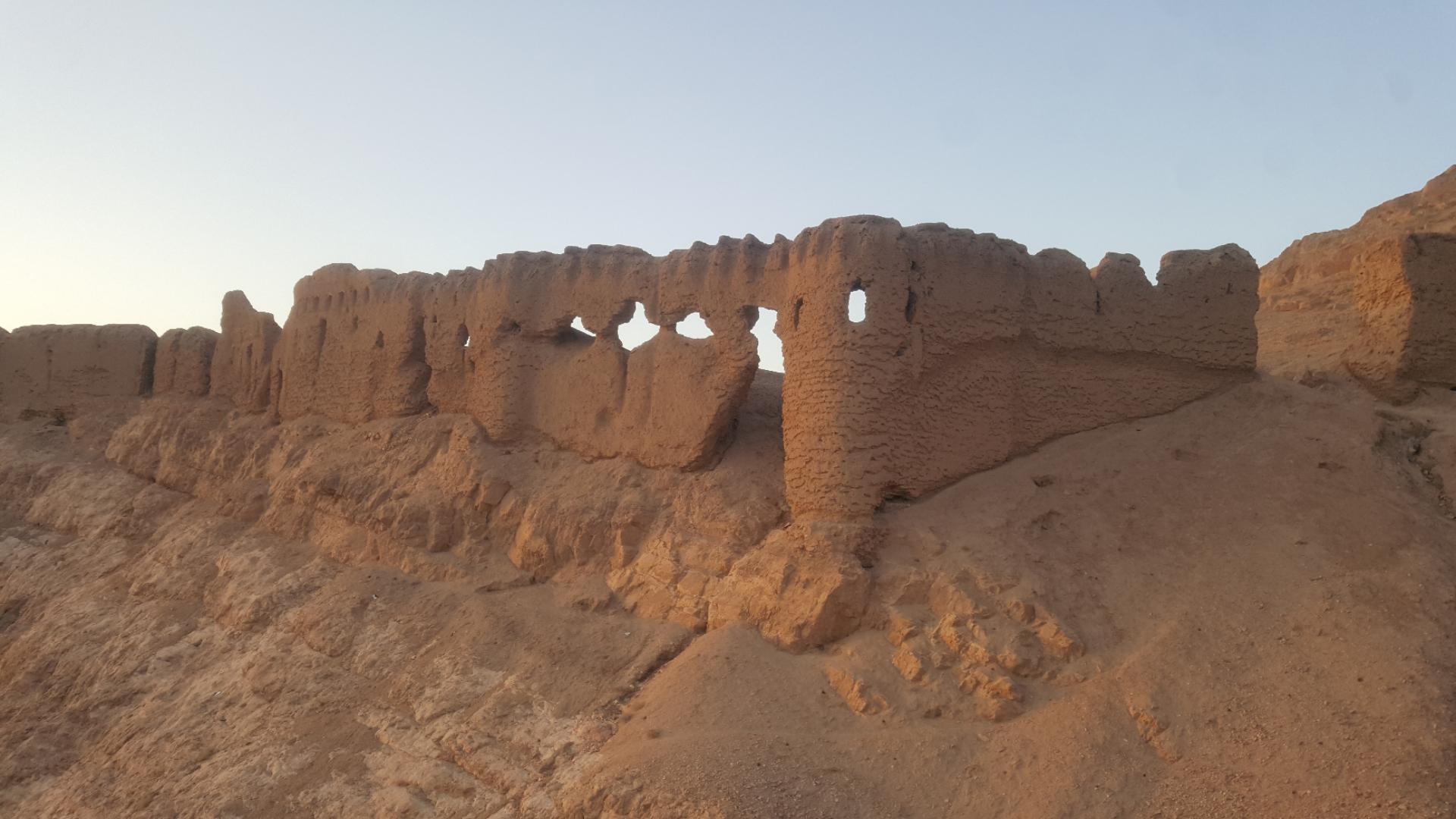عکس دژ اردشیر ساسانی
