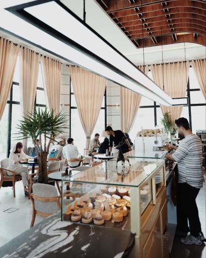 عکس کافه شوکا