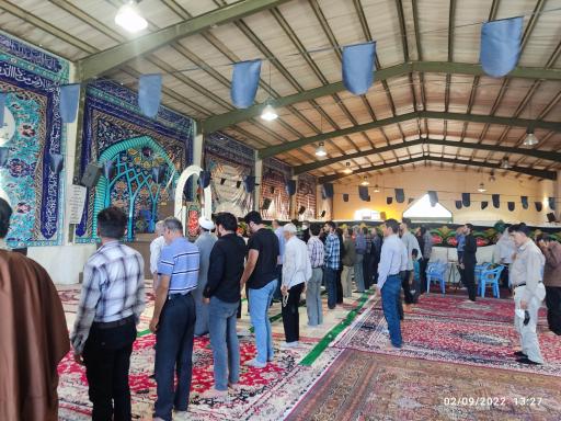 عکس مصلی نماز جمعه گویم 