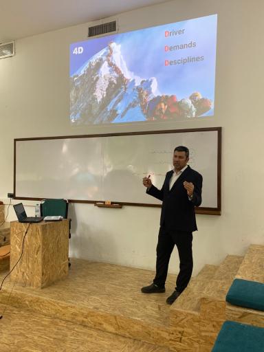 عکس گروه مشاوران غزال