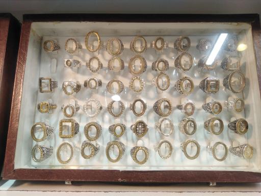 عکس نقره فروشی گوهر آبی