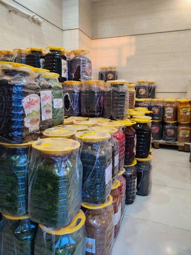 عکس فروشگاه مستر لواشک