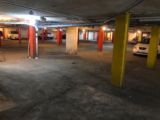 عکس پارکینگ صفوی